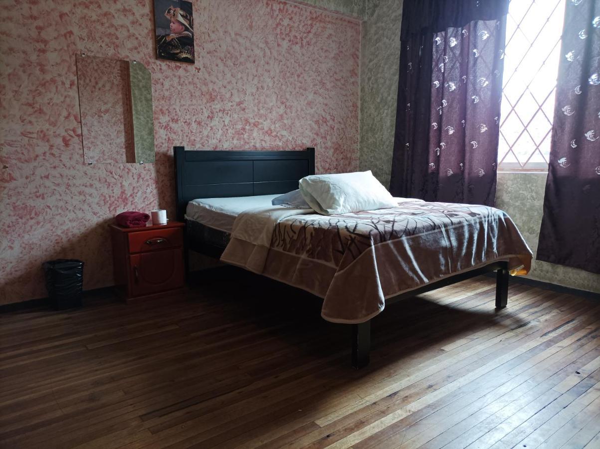 La Perla Cuencana Hostal Εξωτερικό φωτογραφία