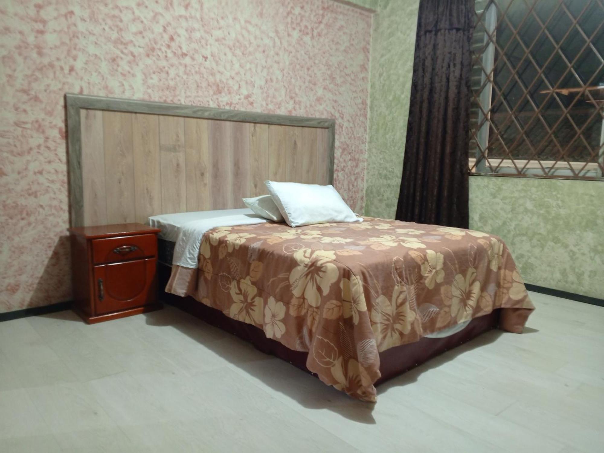 La Perla Cuencana Hostal Εξωτερικό φωτογραφία