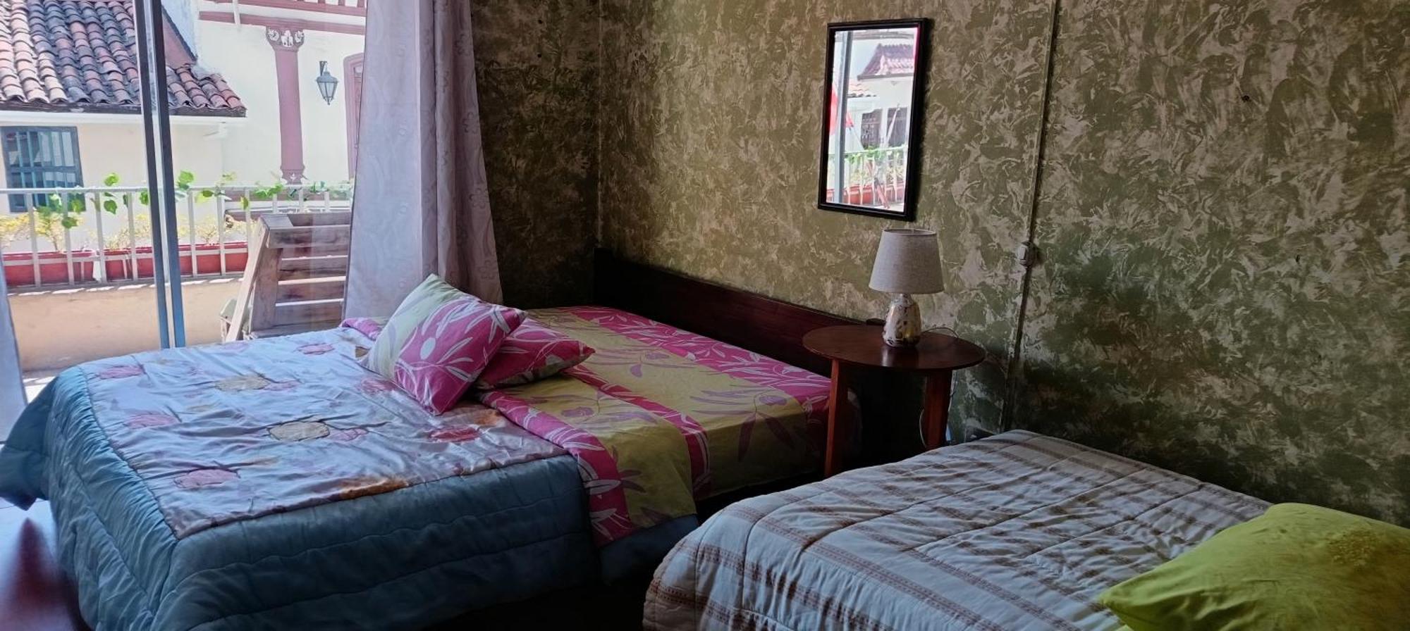 La Perla Cuencana Hostal Εξωτερικό φωτογραφία