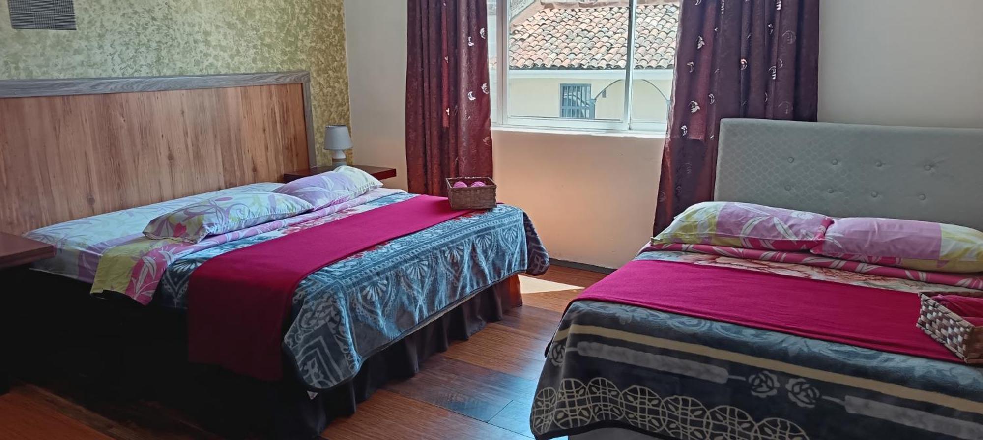 La Perla Cuencana Hostal Εξωτερικό φωτογραφία