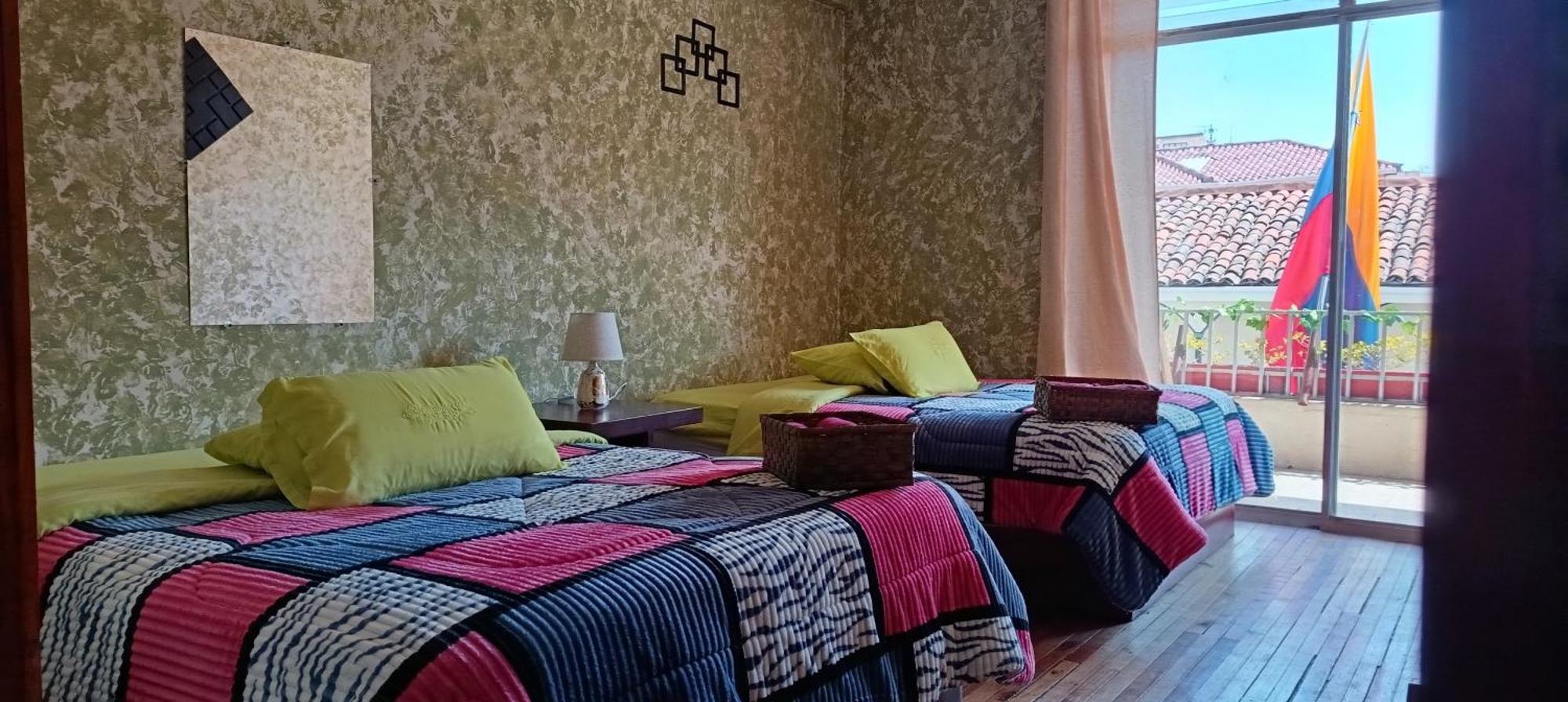 La Perla Cuencana Hostal Εξωτερικό φωτογραφία